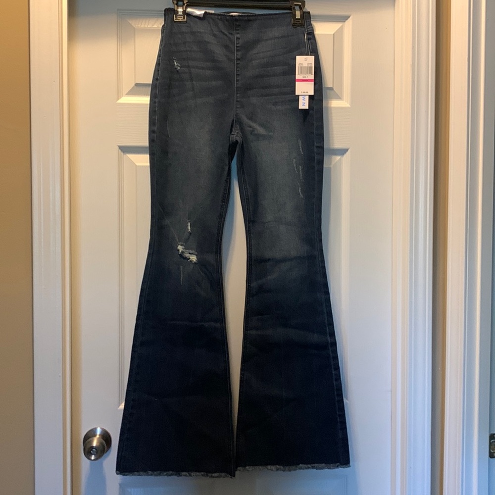 New Tinseltown Hi- Rise Flare Jeans 7/28